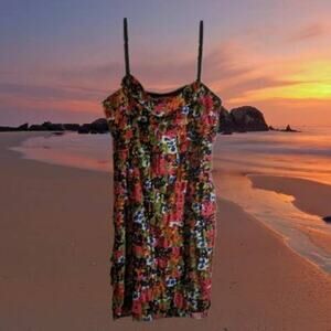 Nine & Co. 12 adjustable straps layered ruffle lined multi color dress. Cocktail